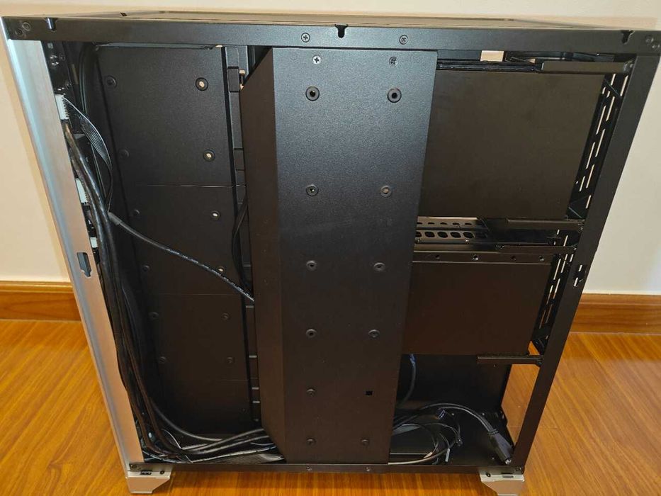 Carcasa PC Lian li O11 Dynamic ROG XL (silver)