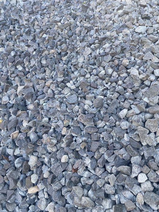 Piatra nisip pamant calcar piatra concasata