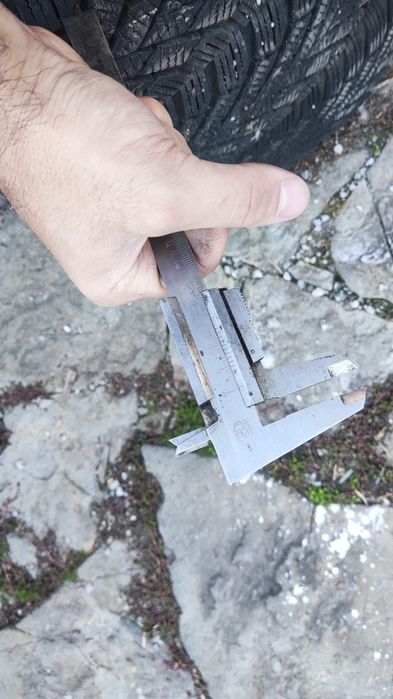 Гуми зимни 195/65/15