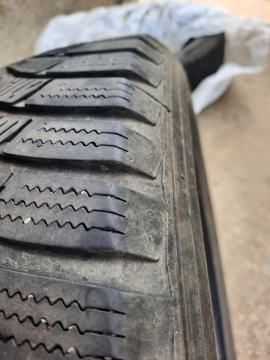 2 × Anvelope iarnă Hankook 205/55/R16