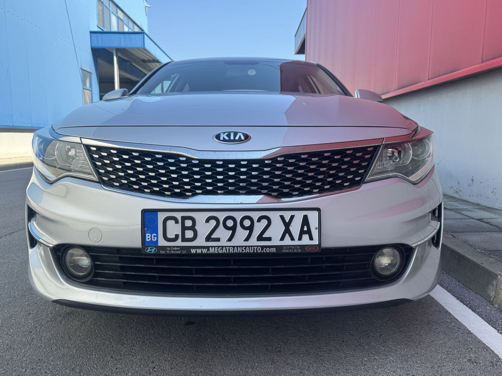 Продавам автомобил Киа K 5