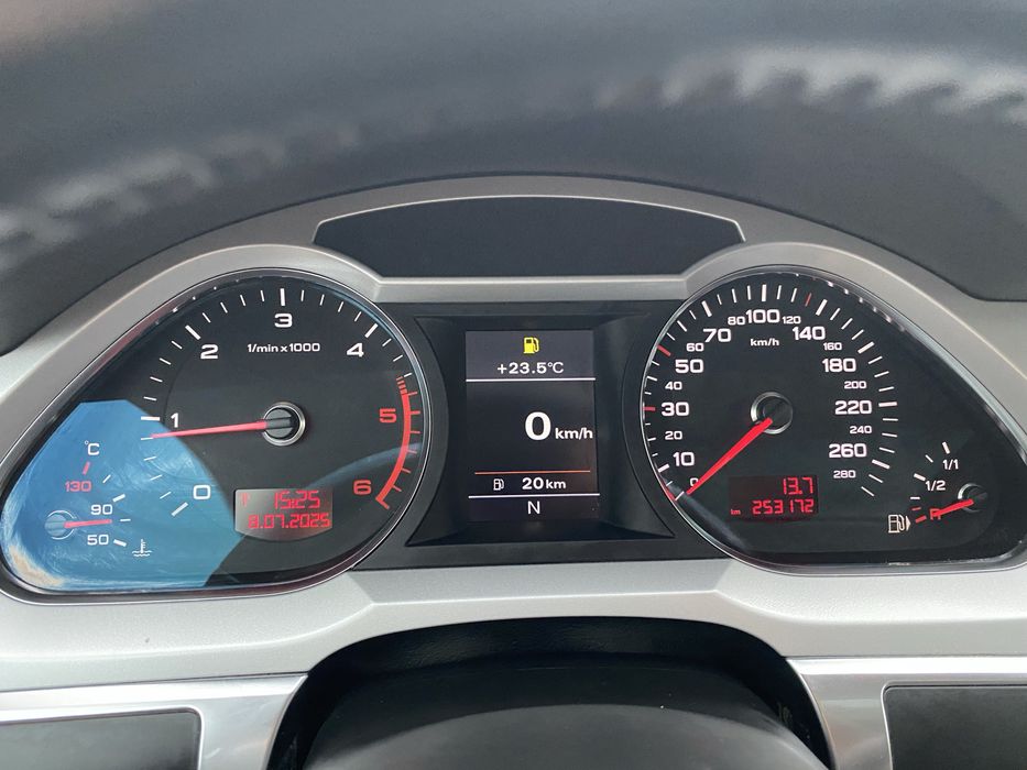 Audi a6 c6 Facelift 2011 2.0 tdi /automat/avant/euro5/xenon/led/carlig