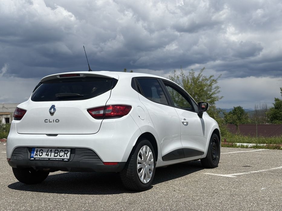 Renault Clio 2014, motor 1.2 benzină, stare bună, dotări moderne