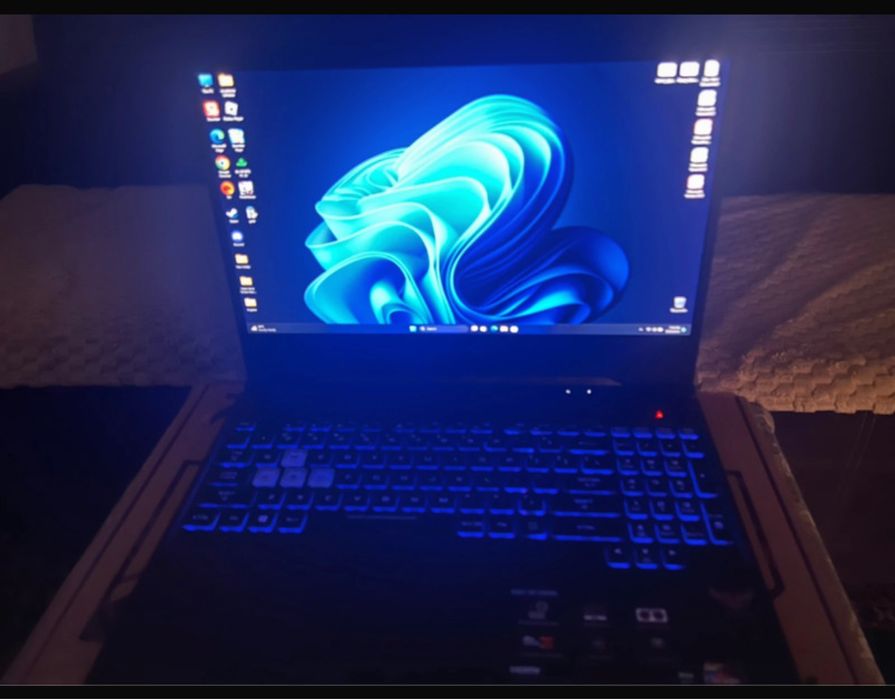 Vând laptop de gaming Asus TUF FX505DT - stare excelentă!