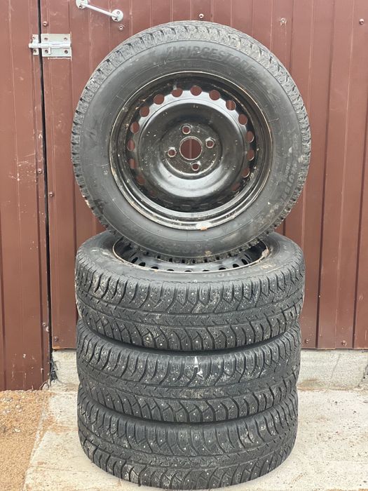 Шины зимние 185/65/15