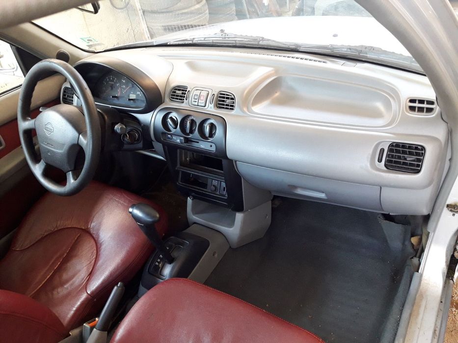 Nissan Micra K11 автоматик на части