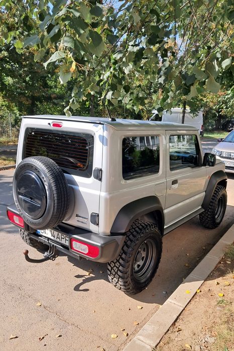 Suzuki Jimny, Autoturism, 4x4, Blocanți.
