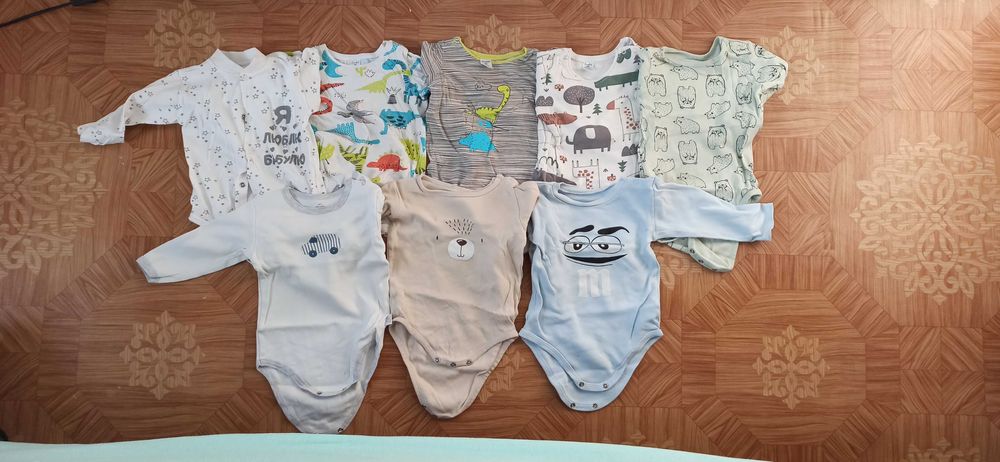 Вещи для малыша 9мес-1.5года