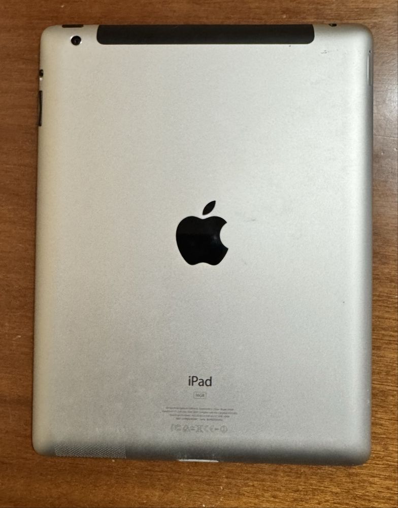 Продается iPad4.