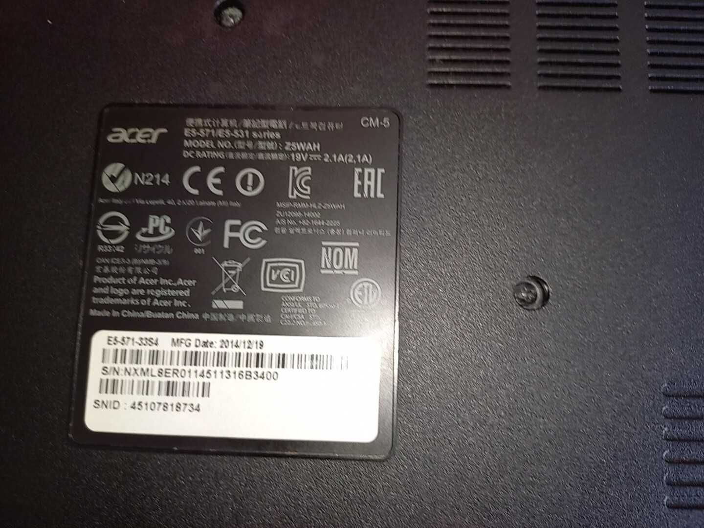 Продам ноутбук Acer EE5-571 Core i3