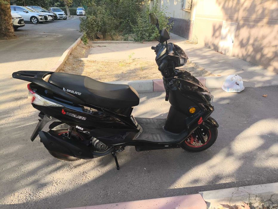 Skuter Rocket 150cc 600$