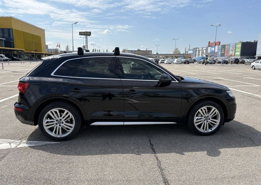 Audi Q5 / 2.0 / 190 Cp / Suspensie pneumatica / Virtual Cockpit