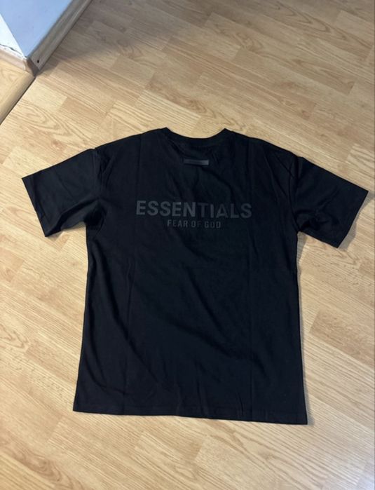 Tricou essentials marimea M