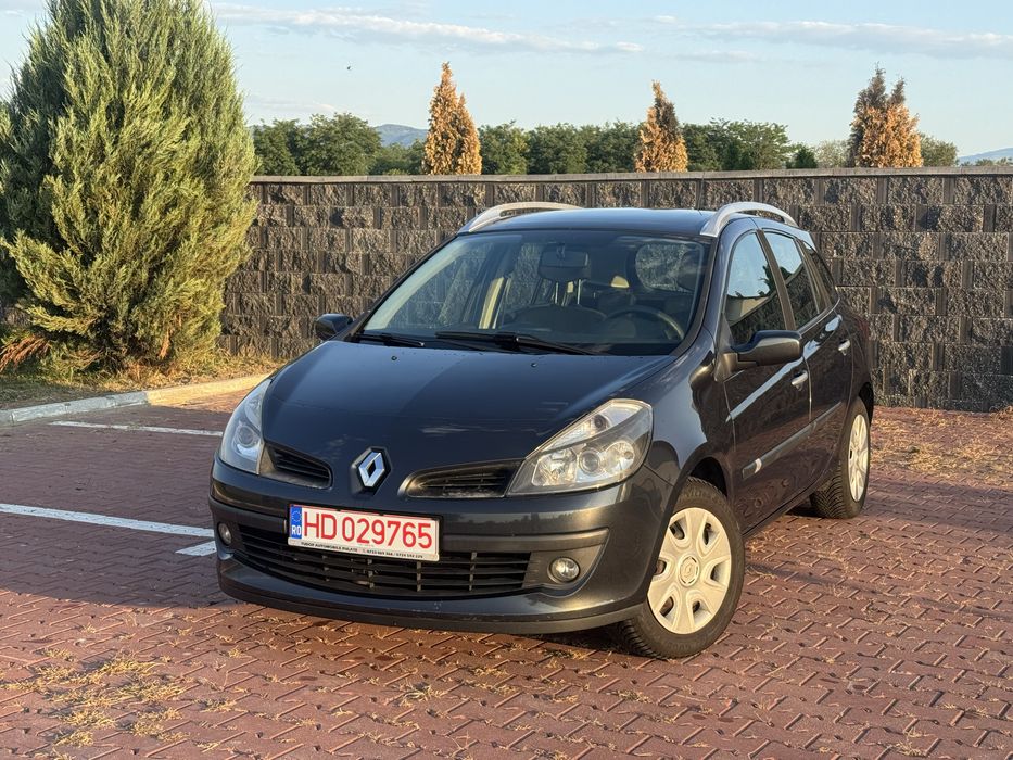 Vand Renault Clio GrandTour 1.2 Benzina 2009 Panoramic Adus recent