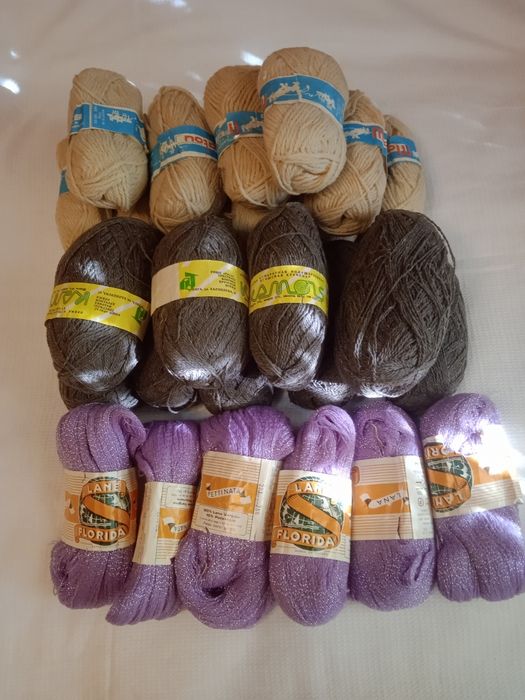 Пряжа чистошерстяная, полушерстяная производства,"Италия" ,"Алжир"