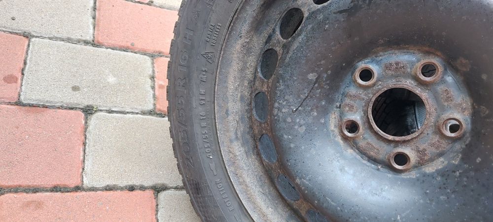 Anvelope iarna Continental + jante din otel 205/55 R16 91 H