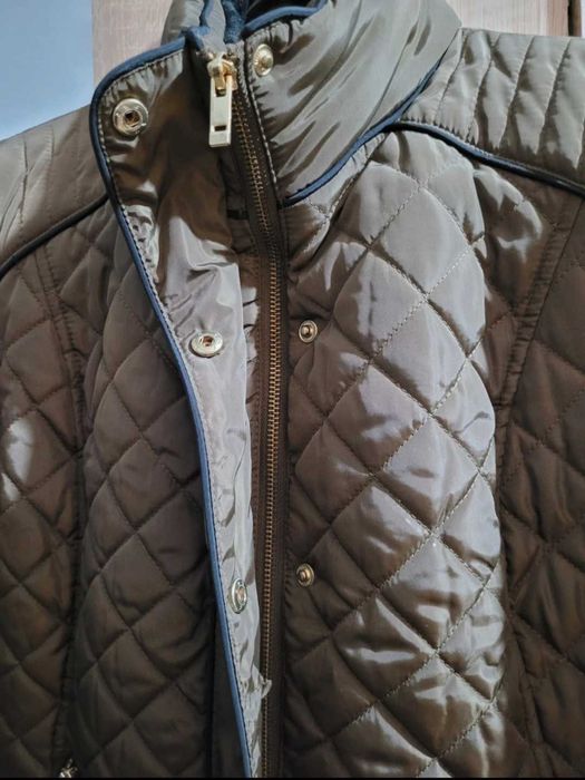 Stradivarius . Geaca dama. Matlasata
