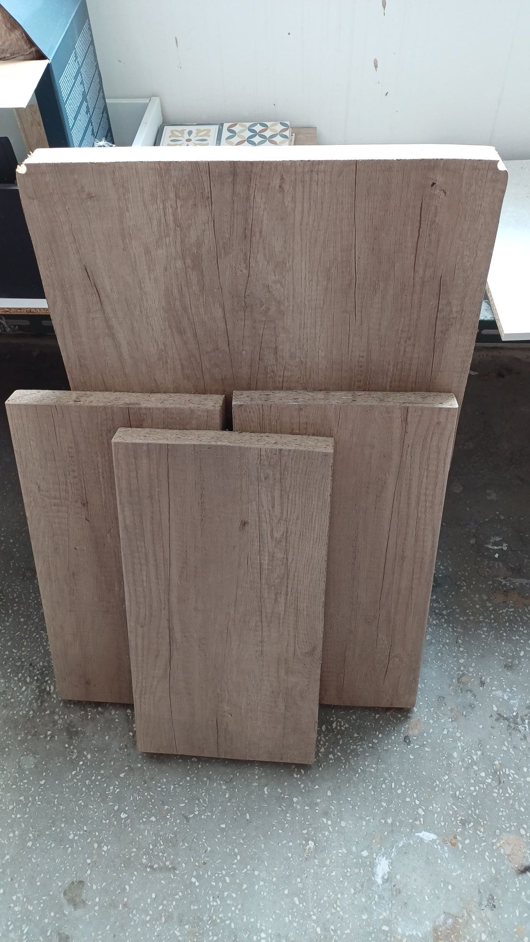 Blat egger lemn Stejar Nebraska natur, 850 x 920 x 38 mm + cadou