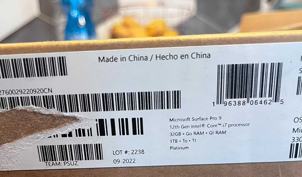 Microsoft Surface Pro 9 i7 32GB RAM 1TB nou