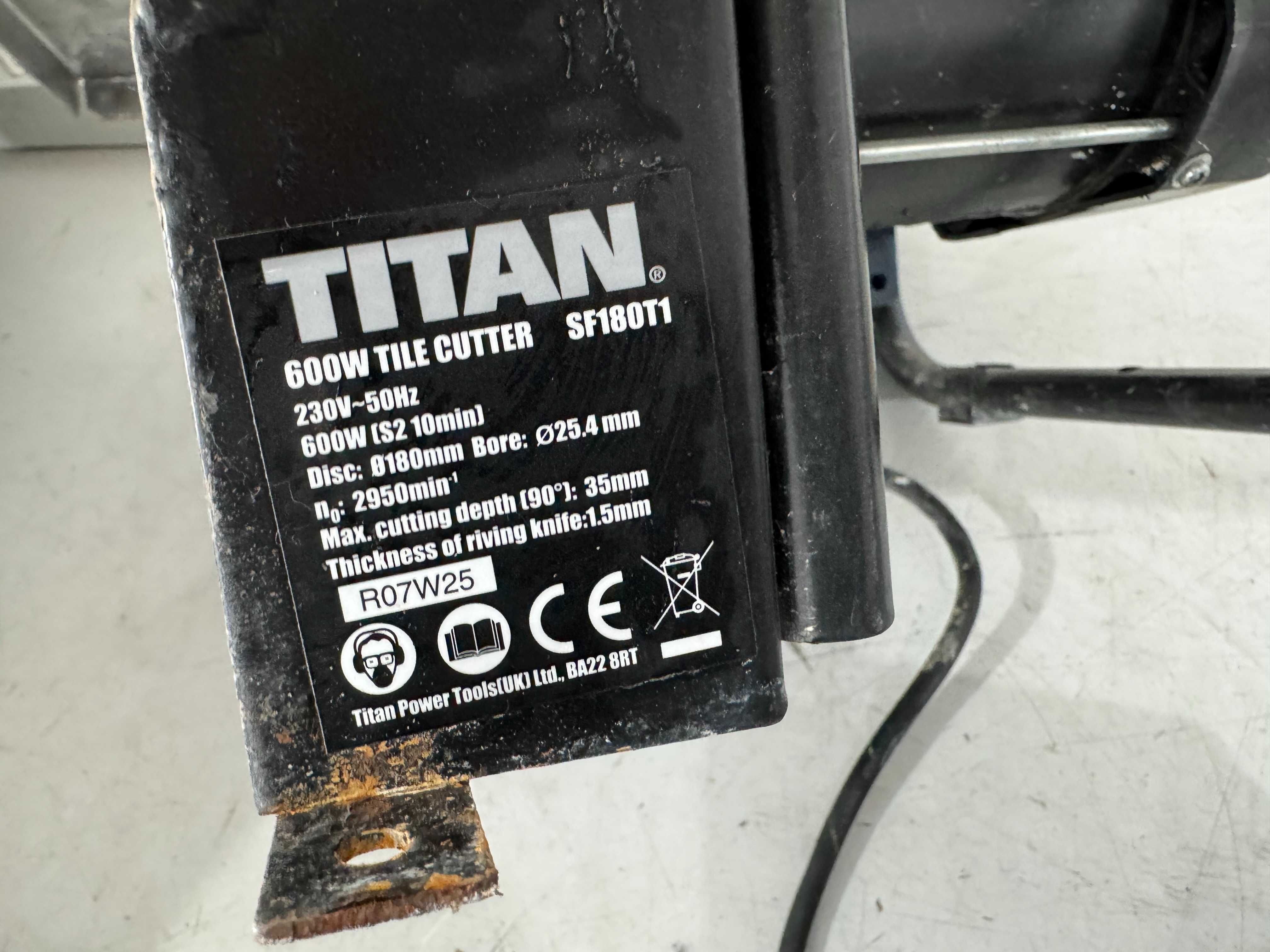 Машина за плочки - Titan 600 W