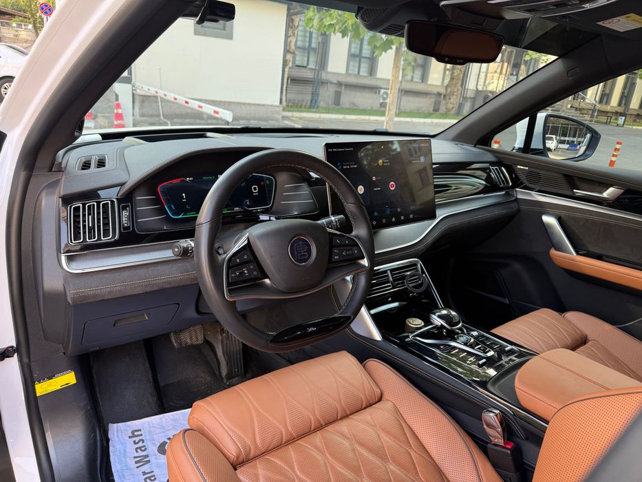 BYD Tang EV 4.4 sekund