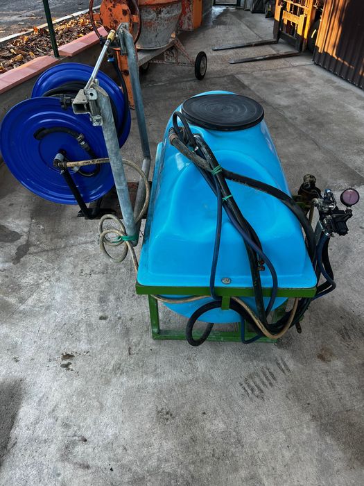 Пръскачка 300литра