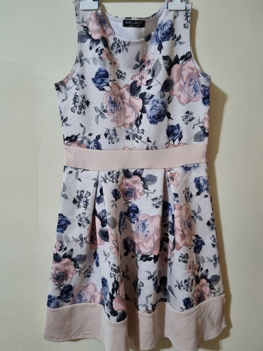 Rochie femei înflorată