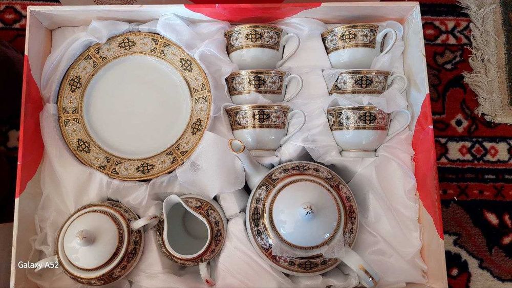 Chinni komplkekt sotiladi.