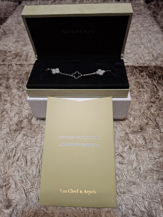 Bratara Van Cleef & Arpels Nou - Cadou Ideal , Urgent