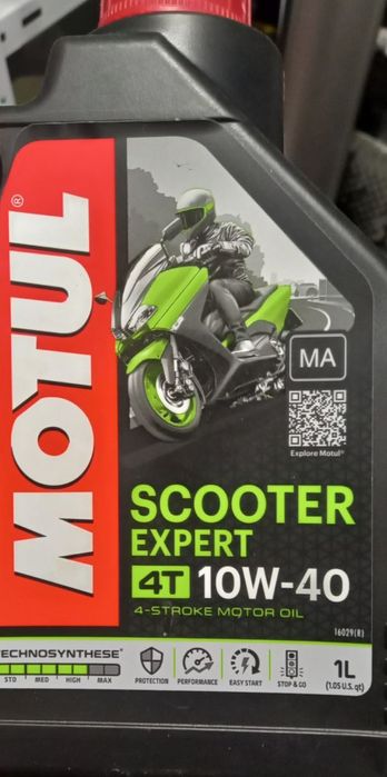 Motul scooter expert 4T 10w40