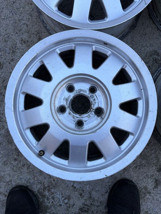 Джанти от audi b5 15-kи 5х112