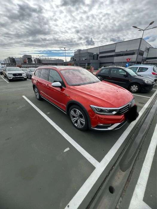 Volkswagen Passat  Alltrack
