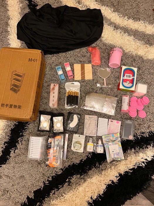 Kit aplicare gene fir cu fir + pat cosmetică