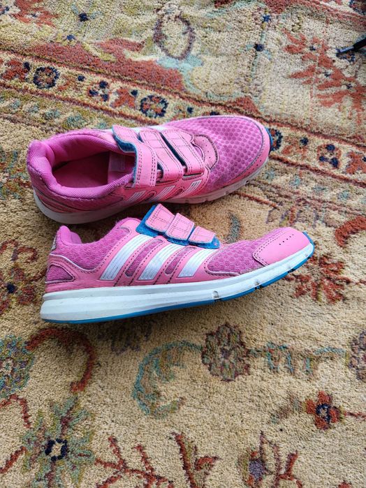 Pantofi sport fete Adidas marime 34