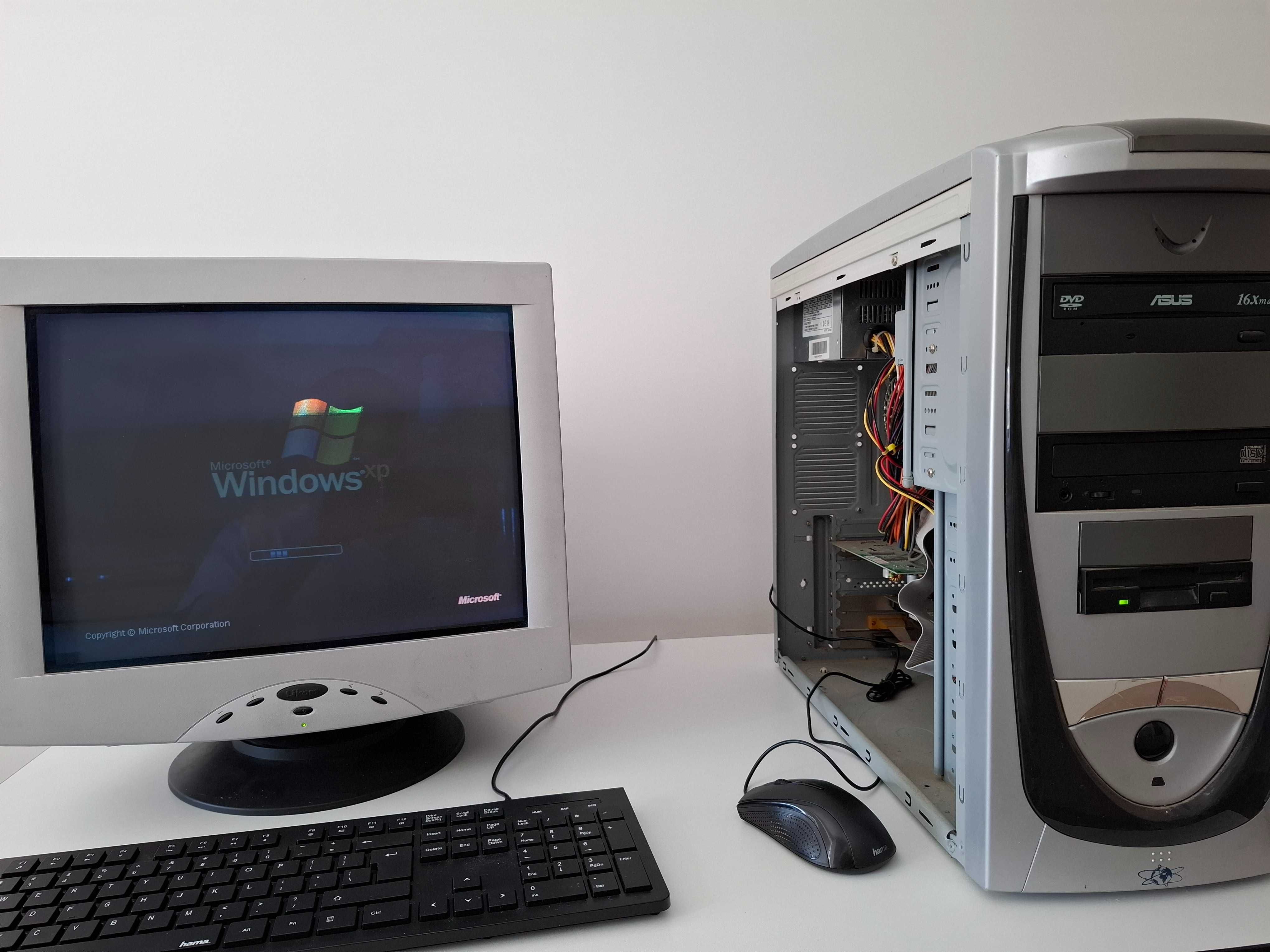 Vand PC vechi AMD Athlon XP 1GB DDR1 nVidia FX5200 monitor CRT 15.4"