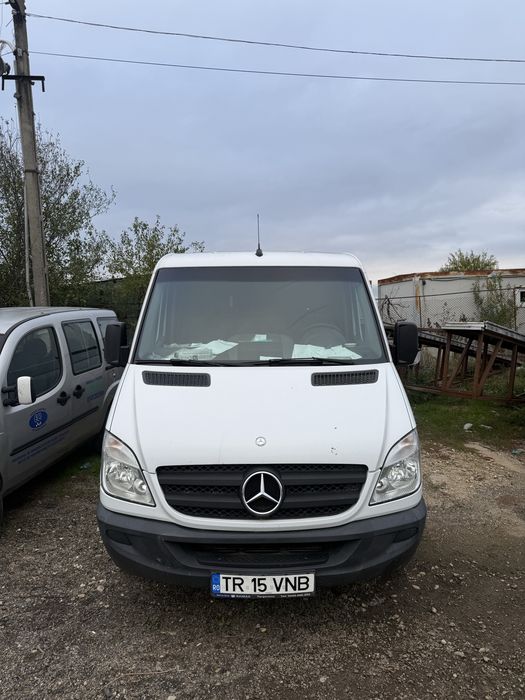 Mercedes sprinter an 2012 euro 5 schimb cu bena de cereale