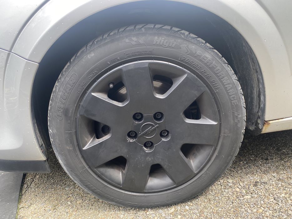 Jante astra h cu cauciucuri de vara 205/55 r16
