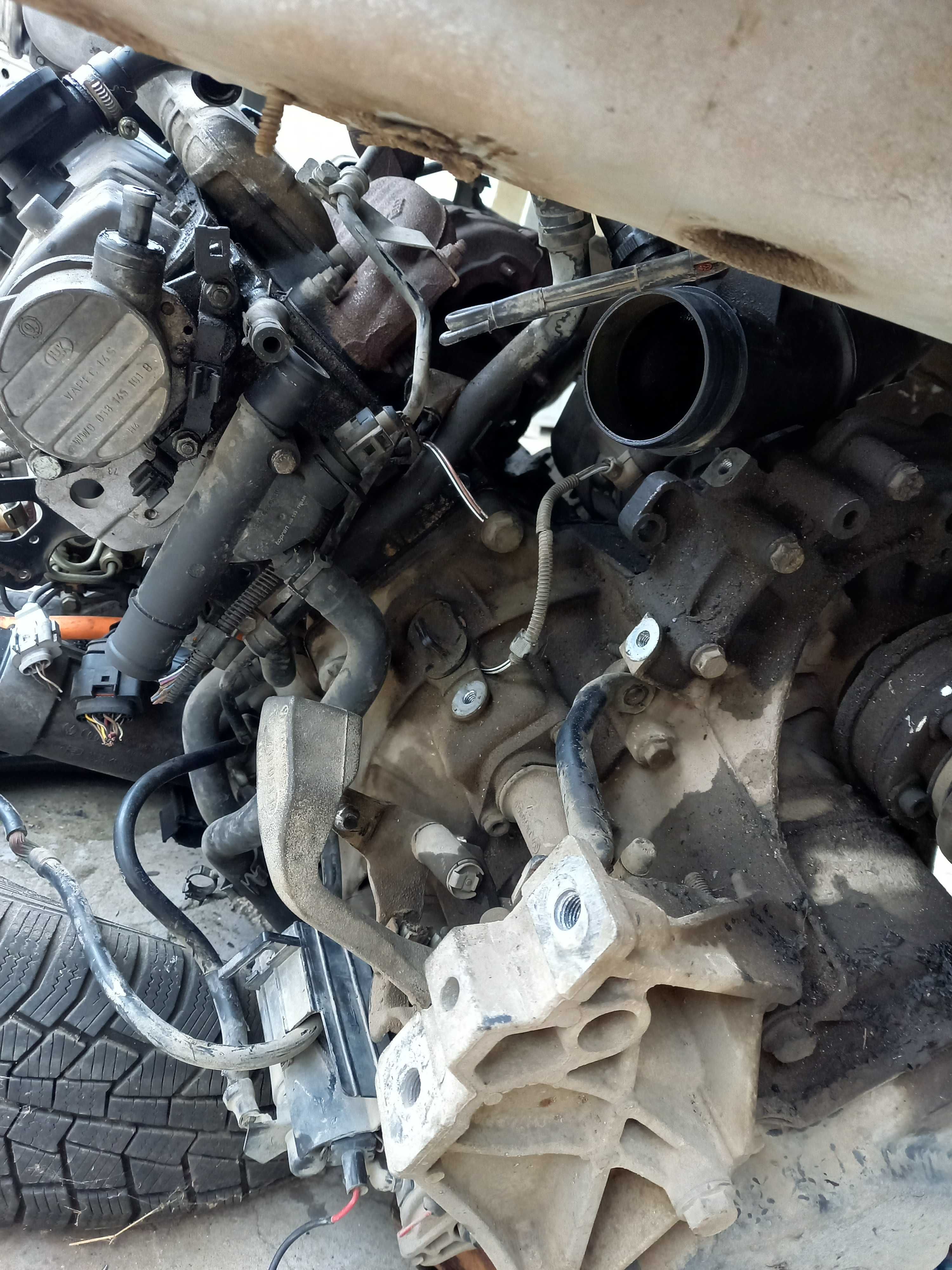 Перрфектен двигател със скорости 1.9 tdi 110 и други части Голф 4