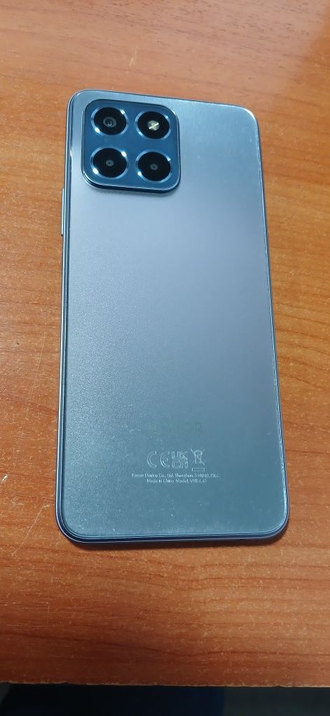 Honor x6 4/64 gb