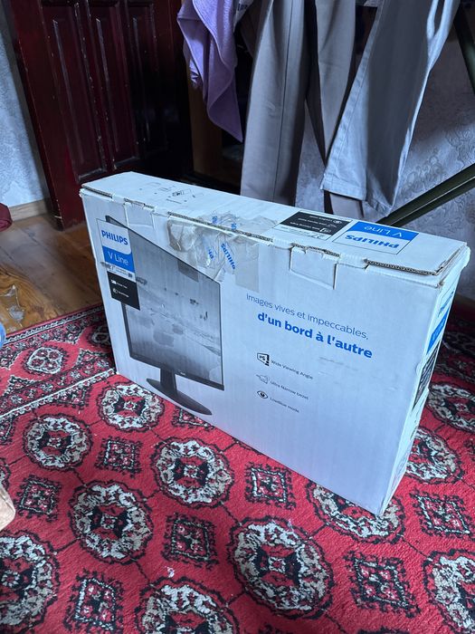 Продается новый монитор philips 27