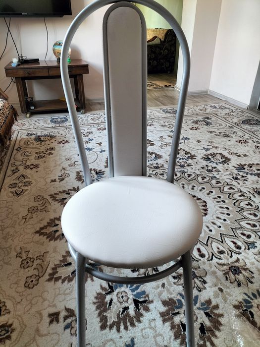 Продам 2стула,новые производство Россия