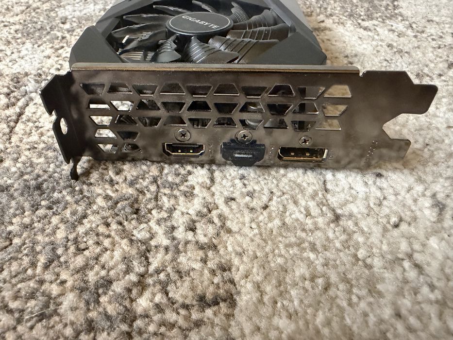 GeForce GTX 1650 OC Gigabyte GDDR5 4GB