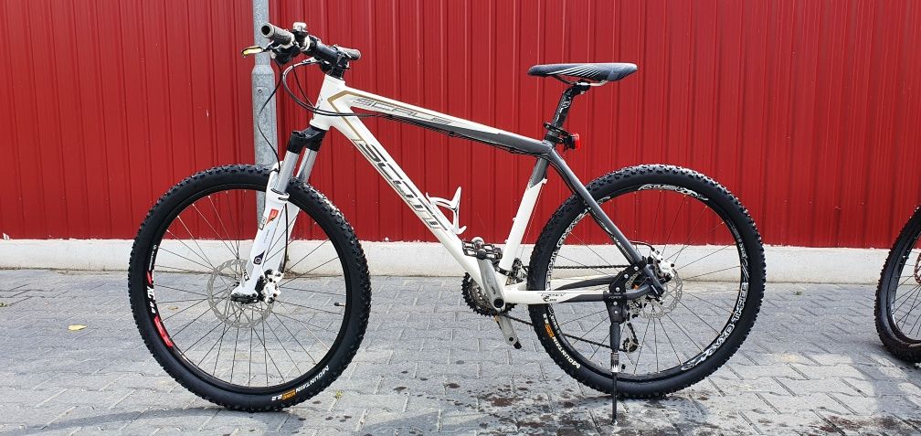 Bicicleta Scott Scale 50 Hard Tail Mountain Bike XT