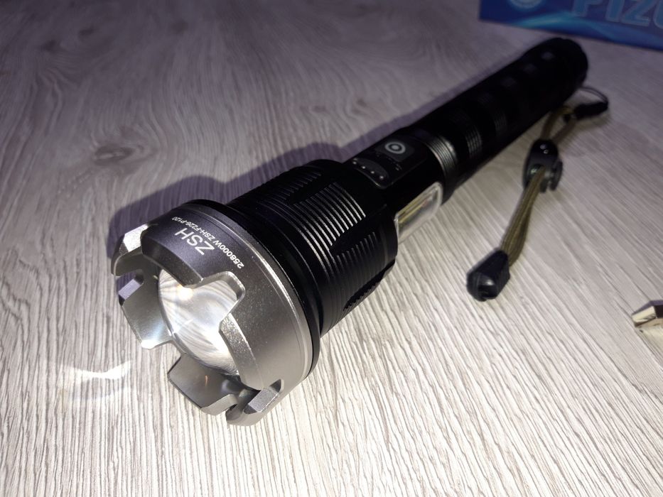 CREE P120 SW Lanterna PROFESIONALA, 100% metal cu led twelvecore + COB