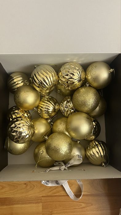 Елочные игрушки