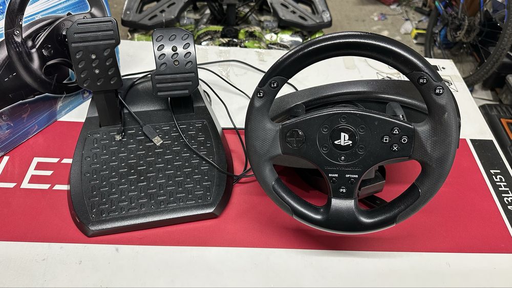 Волан Thrustmaster T80 с педали .