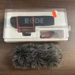Микрофон RODE Videomic GO + предпазител за вятър