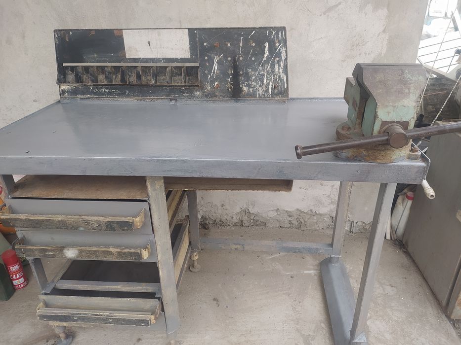 Верстак стол тискиси Билан сотилади