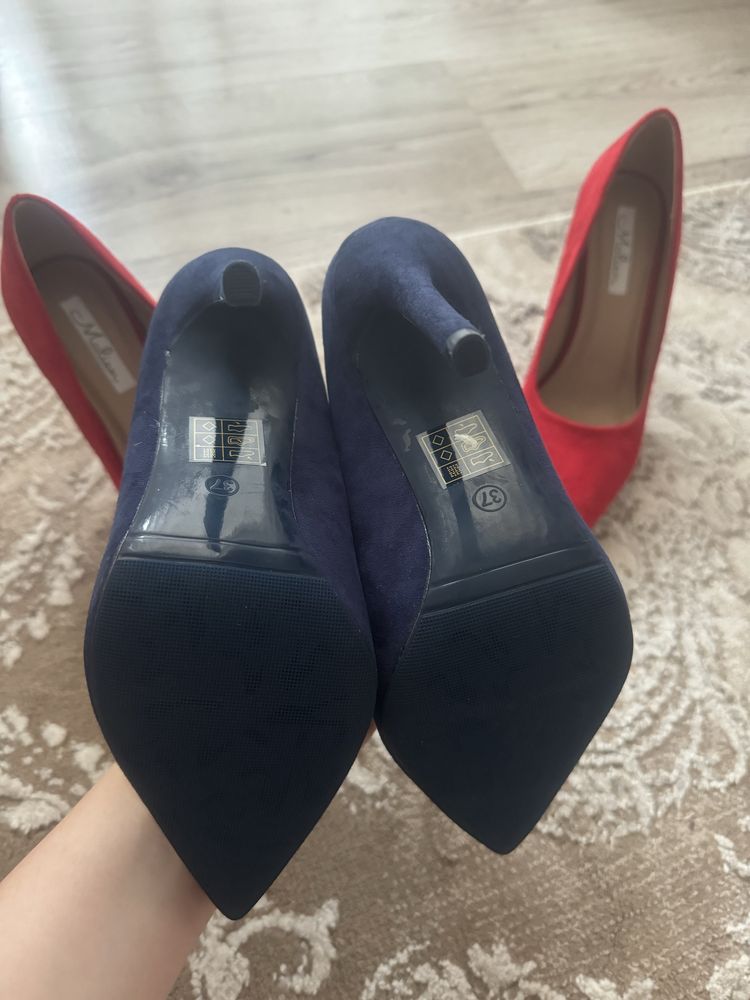 Pantofi noi, nepurtati stiletto mar. 37