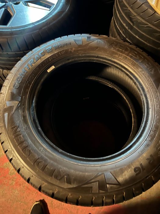 Зимни гуми за бус 215/65/16c  2броя за 100 лв